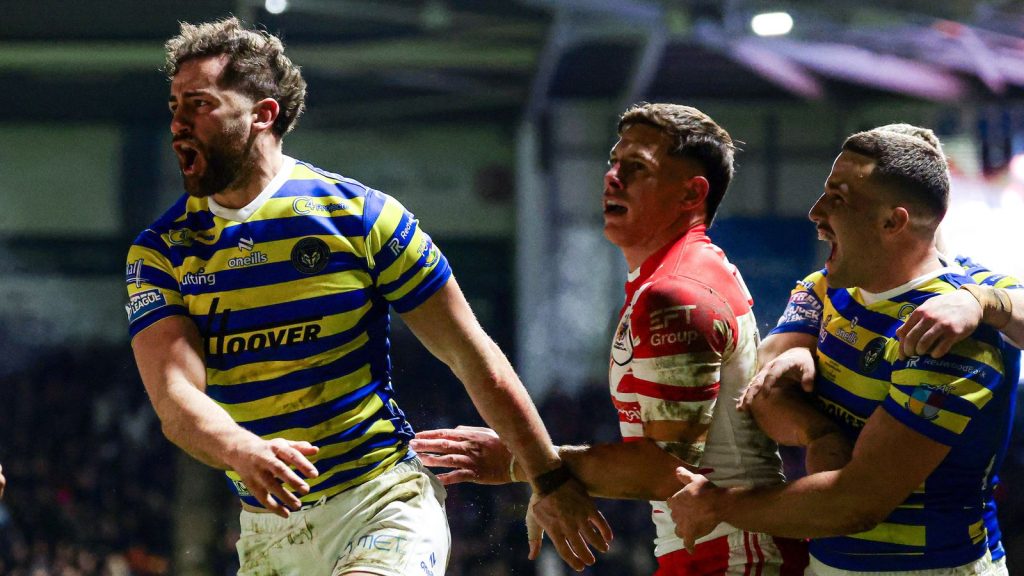 Warrington Wolves with early lead vs St Helens LIVE!