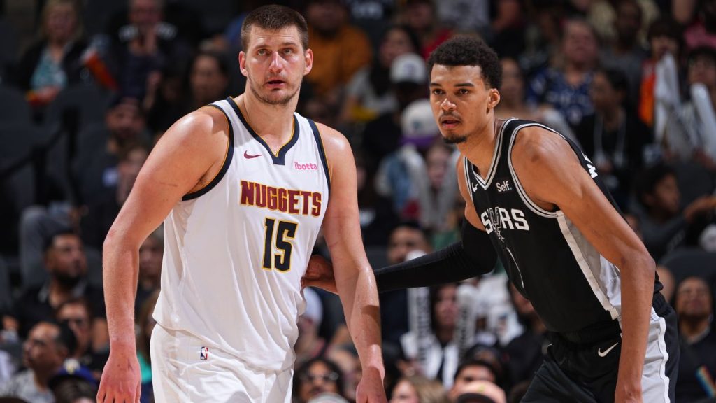 NBA playoff watch: Can Spurs stay red hot?