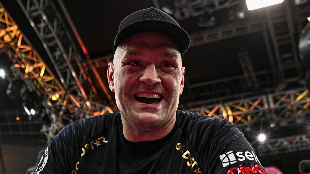 Tyson Fury could also take warm-up bout before Anthony Joshua fight | 'Tyson wants to keep busy,' says Frank Warren | Boxing News