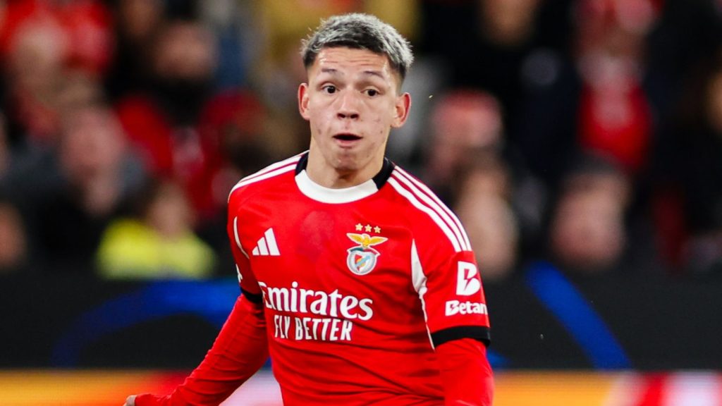 Benfica winger Gianluca Prestianni