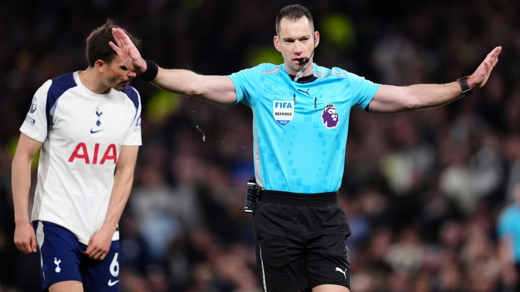 Roberto De Zerbi says match officials were 'not calm' during Tottenham's draw against Leeds as late penalty claim waved away | Football News